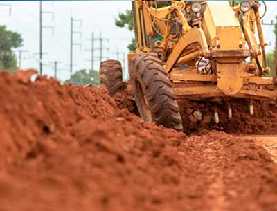 Imágenes de trabajos de nivelación y explanación realizados por Excavacions Figueres. Profesionalismo, precisión y resultados garantizados.